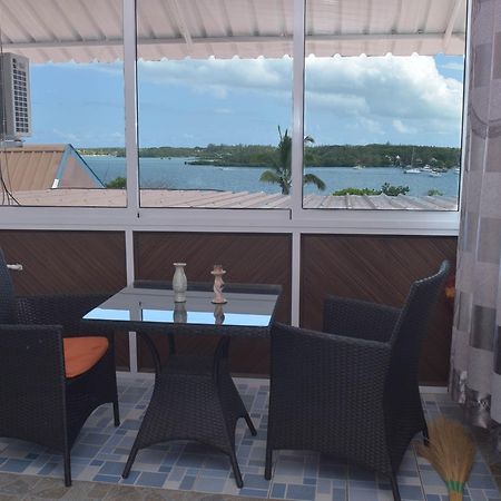 Chez Tino Bed & Breakfast Trou d'Eau Douce Ngoại thất bức ảnh